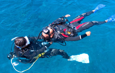 Learning how to help a tired diver